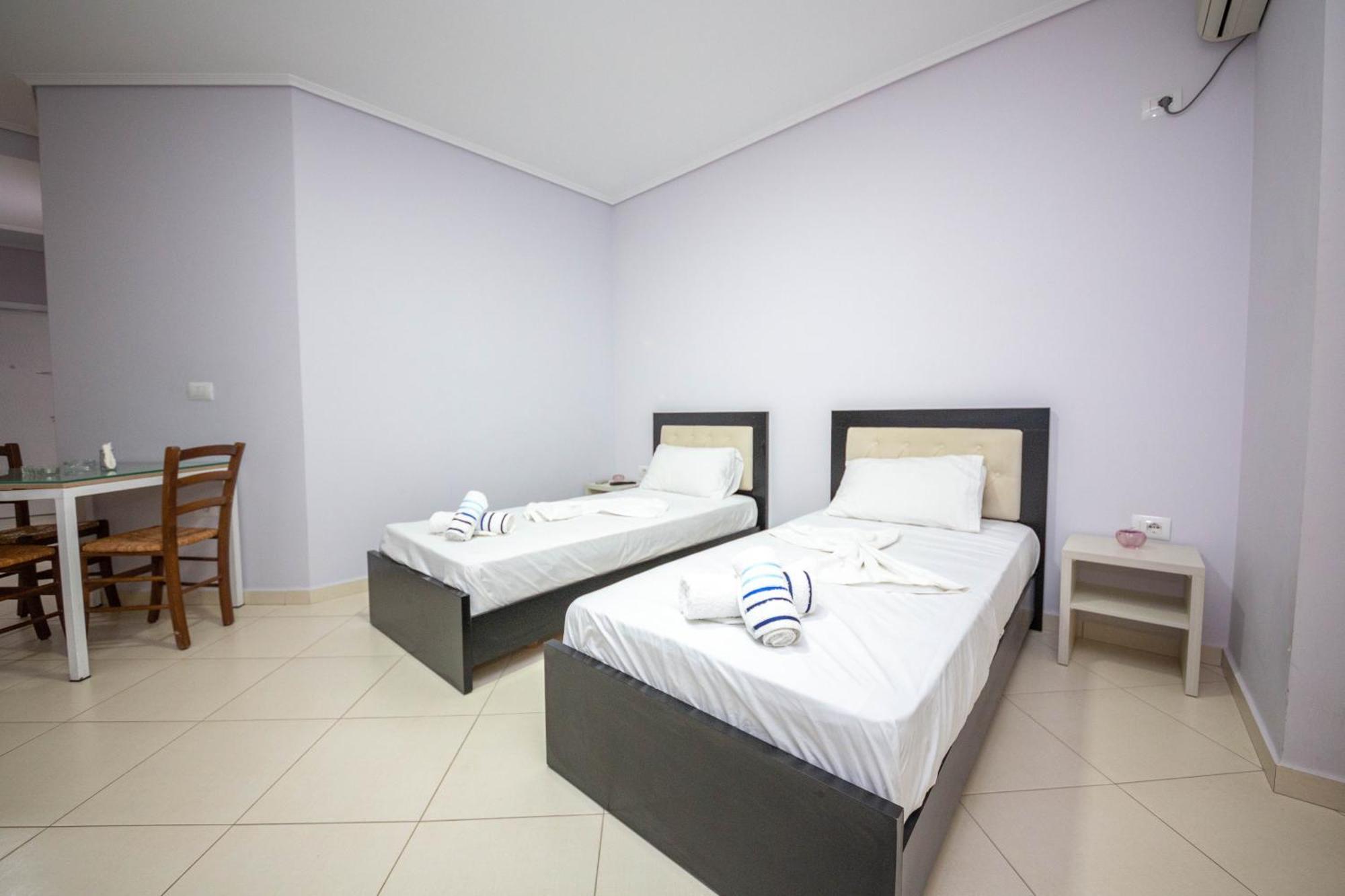 Mamma'S Apartments Sarandë Eksteriør billede